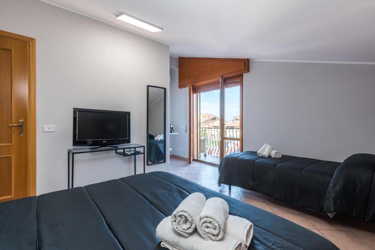 Travelershome Ciampino&Morena Guesthouse Roma Exterior foto