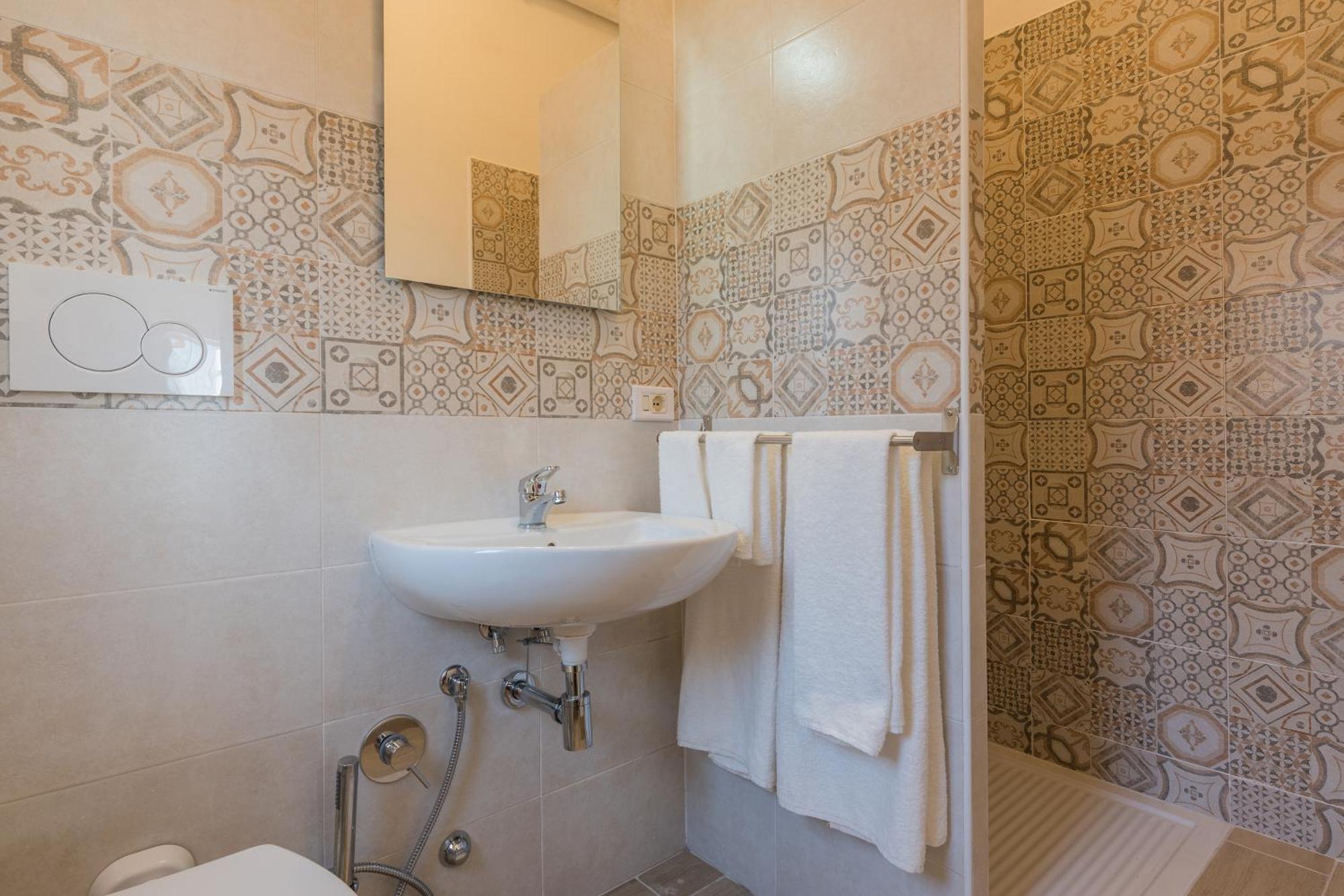 Travelershome Ciampino&Morena Guesthouse Roma Exterior foto