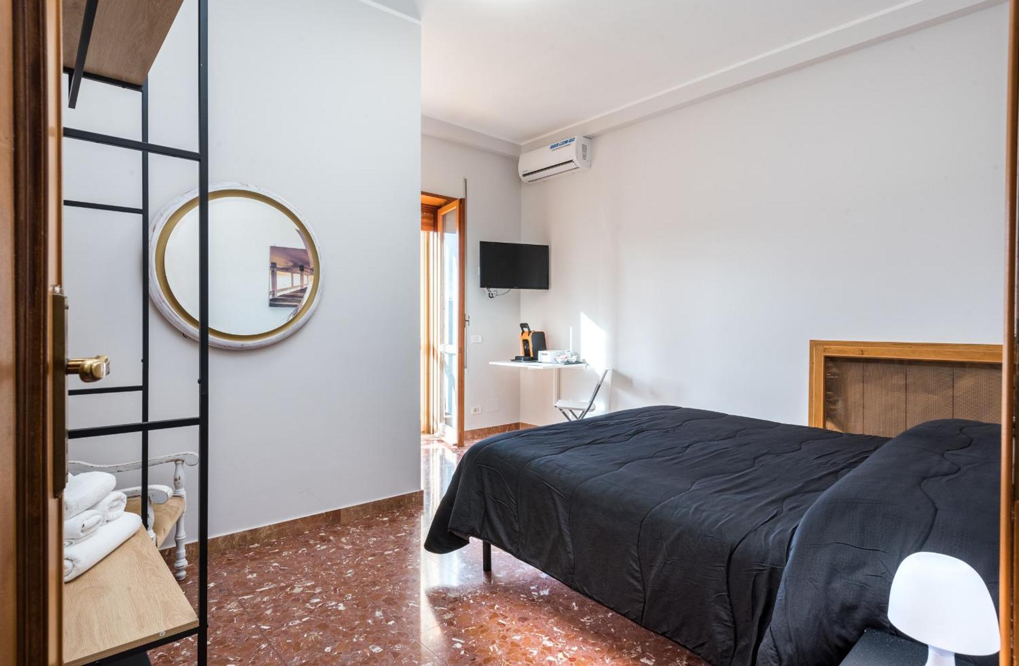 Travelershome Ciampino&Morena Guesthouse Roma Exterior foto